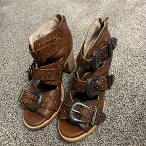 Free Bird heeled sandals (3 pairs)